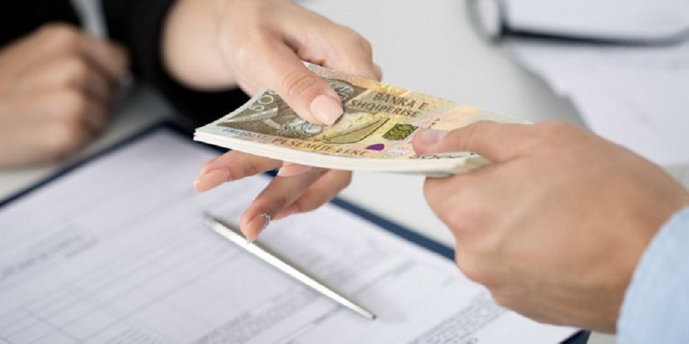 Zgjerohet fasha e perfituesve te kompensimit per pagen minimale, sektoret qe shtohen